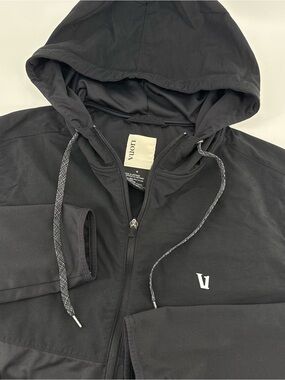 Vuori Windbreaker Jacket Mens Medium Black Hooded Full Zip Softshell V215